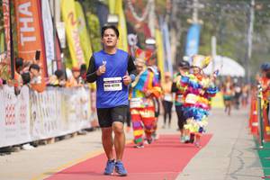 BIB: 42720
                            <button type="button" onclick="openModal(8337763)" class="btn btn-primary btn-sm float-right btn-popup" data-toggle="modal" data-target=".modal-high-quality">
                        <i class="fas fa-shopping-cart"></i> Add to Cart
                    </button>
                                            <button type="button" onclick="isThisMe(8337763, true)" class="btn btn-success btn-sm float-right btn-popup btn-isme hidden" data-toggle="tooltip" data-placement="bottom" title="นี่คือรูปของคุณใช่ไหม คลิกที่นี่เพื่อเอาเข้าอัลบั้ม">
                        <i class="fas fa-plus"></i> Add to album
                    </button>
                    <button type="button" onclick="isThisMe(8337763, false)" class="btn btn-warning btn-sm float-right btn-popup btn-isnotme hidden">
                        <i class="fas fa-ban"></i> Remove from album
                    </button>