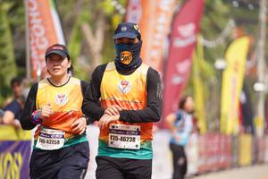 BIB: 46238, 42258
                            <button type="button" onclick="openModal(8319939)" class="btn btn-primary btn-sm float-right btn-popup" data-toggle="modal" data-target=".modal-high-quality">
                        <i class="fas fa-shopping-cart"></i> Add to Cart
                    </button>
                                            <button type="button" onclick="isThisMe(8319939, true)" class="btn btn-success btn-sm float-right btn-popup btn-isme hidden" data-toggle="tooltip" data-placement="bottom" title="นี่คือรูปของคุณใช่ไหม คลิกที่นี่เพื่อเอาเข้าอัลบั้ม">
                        <i class="fas fa-plus"></i> Add to album
                    </button>
                    <button type="button" onclick="isThisMe(8319939, false)" class="btn btn-warning btn-sm float-right btn-popup btn-isnotme hidden">
                        <i class="fas fa-ban"></i> Remove from album
                    </button>