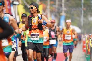 BIB: 40925, 015
                            <button type="button" onclick="openModal(8332023)" class="btn btn-primary btn-sm float-right btn-popup" data-toggle="modal" data-target=".modal-high-quality">
                        <i class="fas fa-shopping-cart"></i> Add to Cart
                    </button>
                                            <button type="button" onclick="isThisMe(8332023, true)" class="btn btn-success btn-sm float-right btn-popup btn-isme hidden" data-toggle="tooltip" data-placement="bottom" title="นี่คือรูปของคุณใช่ไหม คลิกที่นี่เพื่อเอาเข้าอัลบั้ม">
                        <i class="fas fa-plus"></i> Add to album
                    </button>
                    <button type="button" onclick="isThisMe(8332023, false)" class="btn btn-warning btn-sm float-right btn-popup btn-isnotme hidden">
                        <i class="fas fa-ban"></i> Remove from album
                    </button>