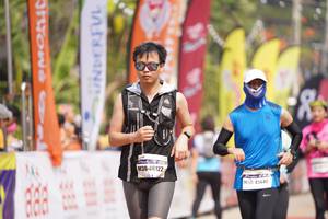 BIB: 46122, 45640
                            <button type="button" onclick="openModal(8323011)" class="btn btn-primary btn-sm float-right btn-popup" data-toggle="modal" data-target=".modal-high-quality">
                        <i class="fas fa-shopping-cart"></i> Add to Cart
                    </button>
                                            <button type="button" onclick="isThisMe(8323011, true)" class="btn btn-success btn-sm float-right btn-popup btn-isme hidden" data-toggle="tooltip" data-placement="bottom" title="นี่คือรูปของคุณใช่ไหม คลิกที่นี่เพื่อเอาเข้าอัลบั้ม">
                        <i class="fas fa-plus"></i> Add to album
                    </button>
                    <button type="button" onclick="isThisMe(8323011, false)" class="btn btn-warning btn-sm float-right btn-popup btn-isnotme hidden">
                        <i class="fas fa-ban"></i> Remove from album
                    </button>