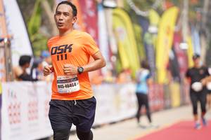 BIB: 111, 46464
                            <button type="button" onclick="openModal(8335755)" class="btn btn-primary btn-sm float-right btn-popup" data-toggle="modal" data-target=".modal-high-quality">
                        <i class="fas fa-shopping-cart"></i> Add to Cart
                    </button>
                                            <button type="button" onclick="isThisMe(8335755, true)" class="btn btn-success btn-sm float-right btn-popup btn-isme hidden" data-toggle="tooltip" data-placement="bottom" title="นี่คือรูปของคุณใช่ไหม คลิกที่นี่เพื่อเอาเข้าอัลบั้ม">
                        <i class="fas fa-plus"></i> Add to album
                    </button>
                    <button type="button" onclick="isThisMe(8335755, false)" class="btn btn-warning btn-sm float-right btn-popup btn-isnotme hidden">
                        <i class="fas fa-ban"></i> Remove from album
                    </button>