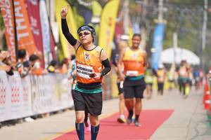 BIB: 40863
                            <button type="button" onclick="openModal(8336189)" class="btn btn-primary btn-sm float-right btn-popup" data-toggle="modal" data-target=".modal-high-quality">
                        <i class="fas fa-shopping-cart"></i> Add to Cart
                    </button>
                                            <button type="button" onclick="isThisMe(8336189, true)" class="btn btn-success btn-sm float-right btn-popup btn-isme hidden" data-toggle="tooltip" data-placement="bottom" title="นี่คือรูปของคุณใช่ไหม คลิกที่นี่เพื่อเอาเข้าอัลบั้ม">
                        <i class="fas fa-plus"></i> Add to album
                    </button>
                    <button type="button" onclick="isThisMe(8336189, false)" class="btn btn-warning btn-sm float-right btn-popup btn-isnotme hidden">
                        <i class="fas fa-ban"></i> Remove from album
                    </button>