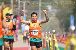 BIB: 47600
                            <button type="button" onclick="openModal(8315403)" class="btn btn-primary btn-sm float-right btn-popup" data-toggle="modal" data-target=".modal-high-quality">
                        <i class="fas fa-shopping-cart"></i> Add to Cart
                    </button>
                                            <button type="button" onclick="isThisMe(8315403, true)" class="btn btn-success btn-sm float-right btn-popup btn-isme hidden" data-toggle="tooltip" data-placement="bottom" title="นี่คือรูปของคุณใช่ไหม คลิกที่นี่เพื่อเอาเข้าอัลบั้ม">
                        <i class="fas fa-plus"></i> Add to album
                    </button>
                    <button type="button" onclick="isThisMe(8315403, false)" class="btn btn-warning btn-sm float-right btn-popup btn-isnotme hidden">
                        <i class="fas fa-ban"></i> Remove from album
                    </button>