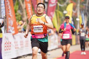 BIB: 47413
                            <button type="button" onclick="openModal(8321210)" class="btn btn-primary btn-sm float-right btn-popup" data-toggle="modal" data-target=".modal-high-quality">
                        <i class="fas fa-shopping-cart"></i> Add to Cart
                    </button>
                                            <button type="button" onclick="isThisMe(8321210, true)" class="btn btn-success btn-sm float-right btn-popup btn-isme hidden" data-toggle="tooltip" data-placement="bottom" title="นี่คือรูปของคุณใช่ไหม คลิกที่นี่เพื่อเอาเข้าอัลบั้ม">
                        <i class="fas fa-plus"></i> Add to album
                    </button>
                    <button type="button" onclick="isThisMe(8321210, false)" class="btn btn-warning btn-sm float-right btn-popup btn-isnotme hidden">
                        <i class="fas fa-ban"></i> Remove from album
                    </button>