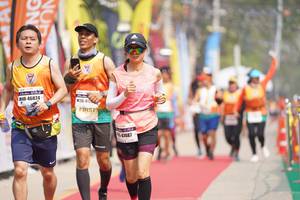 BIB: 46824, 412, 47487
                            <button type="button" onclick="openModal(8334840)" class="btn btn-primary btn-sm float-right btn-popup" data-toggle="modal" data-target=".modal-high-quality">
                        <i class="fas fa-shopping-cart"></i> Add to Cart
                    </button>
                                            <button type="button" onclick="isThisMe(8334840, true)" class="btn btn-success btn-sm float-right btn-popup btn-isme hidden" data-toggle="tooltip" data-placement="bottom" title="นี่คือรูปของคุณใช่ไหม คลิกที่นี่เพื่อเอาเข้าอัลบั้ม">
                        <i class="fas fa-plus"></i> Add to album
                    </button>
                    <button type="button" onclick="isThisMe(8334840, false)" class="btn btn-warning btn-sm float-right btn-popup btn-isnotme hidden">
                        <i class="fas fa-ban"></i> Remove from album
                    </button>