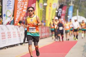 BIB: 40756
                            <button type="button" onclick="openModal(8315080)" class="btn btn-primary btn-sm float-right btn-popup" data-toggle="modal" data-target=".modal-high-quality">
                        <i class="fas fa-shopping-cart"></i> Add to Cart
                    </button>
                                            <button type="button" onclick="isThisMe(8315080, true)" class="btn btn-success btn-sm float-right btn-popup btn-isme hidden" data-toggle="tooltip" data-placement="bottom" title="นี่คือรูปของคุณใช่ไหม คลิกที่นี่เพื่อเอาเข้าอัลบั้ม">
                        <i class="fas fa-plus"></i> Add to album
                    </button>
                    <button type="button" onclick="isThisMe(8315080, false)" class="btn btn-warning btn-sm float-right btn-popup btn-isnotme hidden">
                        <i class="fas fa-ban"></i> Remove from album
                    </button>