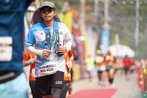 BIB: 47315
                            <button type="button" onclick="openModal(8329605)" class="btn btn-primary btn-sm float-right btn-popup" data-toggle="modal" data-target=".modal-high-quality">
                        <i class="fas fa-shopping-cart"></i> Add to Cart
                    </button>
                                            <button type="button" onclick="isThisMe(8329605, true)" class="btn btn-success btn-sm float-right btn-popup btn-isme hidden" data-toggle="tooltip" data-placement="bottom" title="นี่คือรูปของคุณใช่ไหม คลิกที่นี่เพื่อเอาเข้าอัลบั้ม">
                        <i class="fas fa-plus"></i> Add to album
                    </button>
                    <button type="button" onclick="isThisMe(8329605, false)" class="btn btn-warning btn-sm float-right btn-popup btn-isnotme hidden">
                        <i class="fas fa-ban"></i> Remove from album
                    </button>