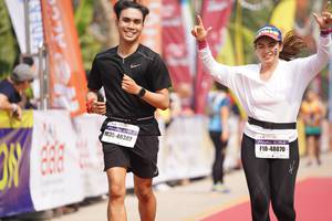 BIB: 46302, 48070
                            <button type="button" onclick="openModal(8320971)" class="btn btn-primary btn-sm float-right btn-popup" data-toggle="modal" data-target=".modal-high-quality">
                        <i class="fas fa-shopping-cart"></i> Add to Cart
                    </button>
                                            <button type="button" onclick="isThisMe(8320971, true)" class="btn btn-success btn-sm float-right btn-popup btn-isme hidden" data-toggle="tooltip" data-placement="bottom" title="นี่คือรูปของคุณใช่ไหม คลิกที่นี่เพื่อเอาเข้าอัลบั้ม">
                        <i class="fas fa-plus"></i> Add to album
                    </button>
                    <button type="button" onclick="isThisMe(8320971, false)" class="btn btn-warning btn-sm float-right btn-popup btn-isnotme hidden">
                        <i class="fas fa-ban"></i> Remove from album
                    </button>