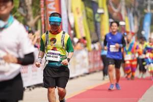 BIB: 42148
                            <button type="button" onclick="openModal(8337747)" class="btn btn-primary btn-sm float-right btn-popup" data-toggle="modal" data-target=".modal-high-quality">
                        <i class="fas fa-shopping-cart"></i> Add to Cart
                    </button>
                                            <button type="button" onclick="isThisMe(8337747, true)" class="btn btn-success btn-sm float-right btn-popup btn-isme hidden" data-toggle="tooltip" data-placement="bottom" title="นี่คือรูปของคุณใช่ไหม คลิกที่นี่เพื่อเอาเข้าอัลบั้ม">
                        <i class="fas fa-plus"></i> Add to album
                    </button>
                    <button type="button" onclick="isThisMe(8337747, false)" class="btn btn-warning btn-sm float-right btn-popup btn-isnotme hidden">
                        <i class="fas fa-ban"></i> Remove from album
                    </button>