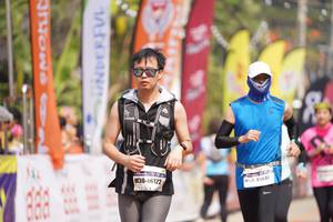 BIB: 46122, 45640
                            <button type="button" onclick="openModal(8323031)" class="btn btn-primary btn-sm float-right btn-popup" data-toggle="modal" data-target=".modal-high-quality">
                        <i class="fas fa-shopping-cart"></i> Add to Cart
                    </button>
                                            <button type="button" onclick="isThisMe(8323031, true)" class="btn btn-success btn-sm float-right btn-popup btn-isme hidden" data-toggle="tooltip" data-placement="bottom" title="นี่คือรูปของคุณใช่ไหม คลิกที่นี่เพื่อเอาเข้าอัลบั้ม">
                        <i class="fas fa-plus"></i> Add to album
                    </button>
                    <button type="button" onclick="isThisMe(8323031, false)" class="btn btn-warning btn-sm float-right btn-popup btn-isnotme hidden">
                        <i class="fas fa-ban"></i> Remove from album
                    </button>