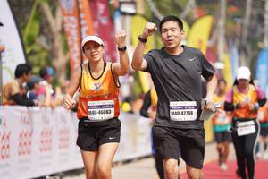 BIB: 46083, 42798
                            <button type="button" onclick="openModal(8335979)" class="btn btn-primary btn-sm float-right btn-popup" data-toggle="modal" data-target=".modal-high-quality">
                        <i class="fas fa-shopping-cart"></i> Add to Cart
                    </button>
                                            <button type="button" onclick="isThisMe(8335979, true)" class="btn btn-success btn-sm float-right btn-popup btn-isme hidden" data-toggle="tooltip" data-placement="bottom" title="นี่คือรูปของคุณใช่ไหม คลิกที่นี่เพื่อเอาเข้าอัลบั้ม">
                        <i class="fas fa-plus"></i> Add to album
                    </button>
                    <button type="button" onclick="isThisMe(8335979, false)" class="btn btn-warning btn-sm float-right btn-popup btn-isnotme hidden">
                        <i class="fas fa-ban"></i> Remove from album
                    </button>