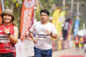 BIB: 41992, 45385
                            <button type="button" onclick="openModal(8318640)" class="btn btn-primary btn-sm float-right btn-popup" data-toggle="modal" data-target=".modal-high-quality">
                        <i class="fas fa-shopping-cart"></i> Add to Cart
                    </button>
                                            <button type="button" onclick="isThisMe(8318640, true)" class="btn btn-success btn-sm float-right btn-popup btn-isme hidden" data-toggle="tooltip" data-placement="bottom" title="นี่คือรูปของคุณใช่ไหม คลิกที่นี่เพื่อเอาเข้าอัลบั้ม">
                        <i class="fas fa-plus"></i> Add to album
                    </button>
                    <button type="button" onclick="isThisMe(8318640, false)" class="btn btn-warning btn-sm float-right btn-popup btn-isnotme hidden">
                        <i class="fas fa-ban"></i> Remove from album
                    </button>