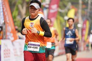 BIB: 12195, 41205
                            <button type="button" onclick="openModal(8320475)" class="btn btn-primary btn-sm float-right btn-popup" data-toggle="modal" data-target=".modal-high-quality">
                        <i class="fas fa-shopping-cart"></i> Add to Cart
                    </button>
                                            <button type="button" onclick="isThisMe(8320475, true)" class="btn btn-success btn-sm float-right btn-popup btn-isme hidden" data-toggle="tooltip" data-placement="bottom" title="นี่คือรูปของคุณใช่ไหม คลิกที่นี่เพื่อเอาเข้าอัลบั้ม">
                        <i class="fas fa-plus"></i> Add to album
                    </button>
                    <button type="button" onclick="isThisMe(8320475, false)" class="btn btn-warning btn-sm float-right btn-popup btn-isnotme hidden">
                        <i class="fas fa-ban"></i> Remove from album
                    </button>