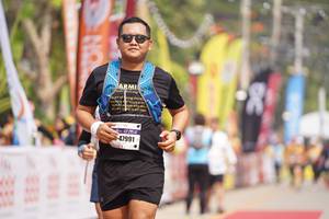 BIB: 42152, 47991
                            <button type="button" onclick="openModal(8324442)" class="btn btn-primary btn-sm float-right btn-popup" data-toggle="modal" data-target=".modal-high-quality">
                        <i class="fas fa-shopping-cart"></i> Add to Cart
                    </button>
                                            <button type="button" onclick="isThisMe(8324442, true)" class="btn btn-success btn-sm float-right btn-popup btn-isme hidden" data-toggle="tooltip" data-placement="bottom" title="นี่คือรูปของคุณใช่ไหม คลิกที่นี่เพื่อเอาเข้าอัลบั้ม">
                        <i class="fas fa-plus"></i> Add to album
                    </button>
                    <button type="button" onclick="isThisMe(8324442, false)" class="btn btn-warning btn-sm float-right btn-popup btn-isnotme hidden">
                        <i class="fas fa-ban"></i> Remove from album
                    </button>