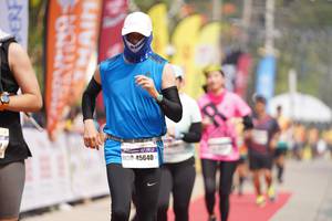 BIB: 45640
                            <button type="button" onclick="openModal(8323092)" class="btn btn-primary btn-sm float-right btn-popup" data-toggle="modal" data-target=".modal-high-quality">
                        <i class="fas fa-shopping-cart"></i> Add to Cart
                    </button>
                                            <button type="button" onclick="isThisMe(8323092, true)" class="btn btn-success btn-sm float-right btn-popup btn-isme hidden" data-toggle="tooltip" data-placement="bottom" title="นี่คือรูปของคุณใช่ไหม คลิกที่นี่เพื่อเอาเข้าอัลบั้ม">
                        <i class="fas fa-plus"></i> Add to album
                    </button>
                    <button type="button" onclick="isThisMe(8323092, false)" class="btn btn-warning btn-sm float-right btn-popup btn-isnotme hidden">
                        <i class="fas fa-ban"></i> Remove from album
                    </button>