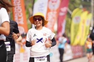 BIB: 1952, 45103
                            <button type="button" onclick="openModal(8316334)" class="btn btn-primary btn-sm float-right btn-popup" data-toggle="modal" data-target=".modal-high-quality">
                        <i class="fas fa-shopping-cart"></i> Add to Cart
                    </button>
                                            <button type="button" onclick="isThisMe(8316334, true)" class="btn btn-success btn-sm float-right btn-popup btn-isme hidden" data-toggle="tooltip" data-placement="bottom" title="นี่คือรูปของคุณใช่ไหม คลิกที่นี่เพื่อเอาเข้าอัลบั้ม">
                        <i class="fas fa-plus"></i> Add to album
                    </button>
                    <button type="button" onclick="isThisMe(8316334, false)" class="btn btn-warning btn-sm float-right btn-popup btn-isnotme hidden">
                        <i class="fas fa-ban"></i> Remove from album
                    </button>