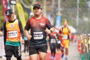 BIB: 46307, 46517
                            <button type="button" onclick="openModal(8328268)" class="btn btn-primary btn-sm float-right btn-popup" data-toggle="modal" data-target=".modal-high-quality">
                        <i class="fas fa-shopping-cart"></i> Add to Cart
                    </button>
                                            <button type="button" onclick="isThisMe(8328268, true)" class="btn btn-success btn-sm float-right btn-popup btn-isme hidden" data-toggle="tooltip" data-placement="bottom" title="นี่คือรูปของคุณใช่ไหม คลิกที่นี่เพื่อเอาเข้าอัลบั้ม">
                        <i class="fas fa-plus"></i> Add to album
                    </button>
                    <button type="button" onclick="isThisMe(8328268, false)" class="btn btn-warning btn-sm float-right btn-popup btn-isnotme hidden">
                        <i class="fas fa-ban"></i> Remove from album
                    </button>