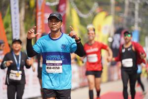 BIB: 1219, 41750
                            <button type="button" onclick="openModal(8314148)" class="btn btn-primary btn-sm float-right btn-popup" data-toggle="modal" data-target=".modal-high-quality">
                        <i class="fas fa-shopping-cart"></i> Add to Cart
                    </button>
                                            <button type="button" onclick="isThisMe(8314148, true)" class="btn btn-success btn-sm float-right btn-popup btn-isme hidden" data-toggle="tooltip" data-placement="bottom" title="นี่คือรูปของคุณใช่ไหม คลิกที่นี่เพื่อเอาเข้าอัลบั้ม">
                        <i class="fas fa-plus"></i> Add to album
                    </button>
                    <button type="button" onclick="isThisMe(8314148, false)" class="btn btn-warning btn-sm float-right btn-popup btn-isnotme hidden">
                        <i class="fas fa-ban"></i> Remove from album
                    </button>