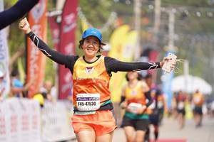 BIB: 47530
                            <button type="button" onclick="openModal(8312585)" class="btn btn-primary btn-sm float-right btn-popup" data-toggle="modal" data-target=".modal-high-quality">
                        <i class="fas fa-shopping-cart"></i> Add to Cart
                    </button>
                                            <button type="button" onclick="isThisMe(8312585, true)" class="btn btn-success btn-sm float-right btn-popup btn-isme hidden" data-toggle="tooltip" data-placement="bottom" title="นี่คือรูปของคุณใช่ไหม คลิกที่นี่เพื่อเอาเข้าอัลบั้ม">
                        <i class="fas fa-plus"></i> Add to album
                    </button>
                    <button type="button" onclick="isThisMe(8312585, false)" class="btn btn-warning btn-sm float-right btn-popup btn-isnotme hidden">
                        <i class="fas fa-ban"></i> Remove from album
                    </button>