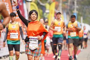 BIB: 135, 46145, 47383
                            <button type="button" onclick="openModal(8333561)" class="btn btn-primary btn-sm float-right btn-popup" data-toggle="modal" data-target=".modal-high-quality">
                        <i class="fas fa-shopping-cart"></i> Add to Cart
                    </button>
                                            <button type="button" onclick="isThisMe(8333561, true)" class="btn btn-success btn-sm float-right btn-popup btn-isme hidden" data-toggle="tooltip" data-placement="bottom" title="นี่คือรูปของคุณใช่ไหม คลิกที่นี่เพื่อเอาเข้าอัลบั้ม">
                        <i class="fas fa-plus"></i> Add to album
                    </button>
                    <button type="button" onclick="isThisMe(8333561, false)" class="btn btn-warning btn-sm float-right btn-popup btn-isnotme hidden">
                        <i class="fas fa-ban"></i> Remove from album
                    </button>