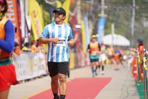 BIB: 47375
                            <button type="button" onclick="openModal(8337096)" class="btn btn-primary btn-sm float-right btn-popup" data-toggle="modal" data-target=".modal-high-quality">
                        <i class="fas fa-shopping-cart"></i> Add to Cart
                    </button>
                                            <button type="button" onclick="isThisMe(8337096, true)" class="btn btn-success btn-sm float-right btn-popup btn-isme hidden" data-toggle="tooltip" data-placement="bottom" title="นี่คือรูปของคุณใช่ไหม คลิกที่นี่เพื่อเอาเข้าอัลบั้ม">
                        <i class="fas fa-plus"></i> Add to album
                    </button>
                    <button type="button" onclick="isThisMe(8337096, false)" class="btn btn-warning btn-sm float-right btn-popup btn-isnotme hidden">
                        <i class="fas fa-ban"></i> Remove from album
                    </button>