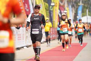 BIB: 42972
                            <button type="button" onclick="openModal(8329675)" class="btn btn-primary btn-sm float-right btn-popup" data-toggle="modal" data-target=".modal-high-quality">
                        <i class="fas fa-shopping-cart"></i> Add to Cart
                    </button>
                                            <button type="button" onclick="isThisMe(8329675, true)" class="btn btn-success btn-sm float-right btn-popup btn-isme hidden" data-toggle="tooltip" data-placement="bottom" title="นี่คือรูปของคุณใช่ไหม คลิกที่นี่เพื่อเอาเข้าอัลบั้ม">
                        <i class="fas fa-plus"></i> Add to album
                    </button>
                    <button type="button" onclick="isThisMe(8329675, false)" class="btn btn-warning btn-sm float-right btn-popup btn-isnotme hidden">
                        <i class="fas fa-ban"></i> Remove from album
                    </button>