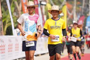 BIB: 212, 2185, 45844
                            <button type="button" onclick="openModal(8326169)" class="btn btn-primary btn-sm float-right btn-popup" data-toggle="modal" data-target=".modal-high-quality">
                        <i class="fas fa-shopping-cart"></i> Add to Cart
                    </button>
                                            <button type="button" onclick="isThisMe(8326169, true)" class="btn btn-success btn-sm float-right btn-popup btn-isme hidden" data-toggle="tooltip" data-placement="bottom" title="นี่คือรูปของคุณใช่ไหม คลิกที่นี่เพื่อเอาเข้าอัลบั้ม">
                        <i class="fas fa-plus"></i> Add to album
                    </button>
                    <button type="button" onclick="isThisMe(8326169, false)" class="btn btn-warning btn-sm float-right btn-popup btn-isnotme hidden">
                        <i class="fas fa-ban"></i> Remove from album
                    </button>