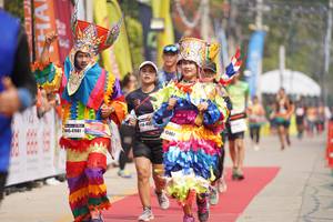 BIB: 15461, 4547081
                            <button type="button" onclick="openModal(8338011)" class="btn btn-primary btn-sm float-right btn-popup" data-toggle="modal" data-target=".modal-high-quality">
                        <i class="fas fa-shopping-cart"></i> Add to Cart
                    </button>
                                            <button type="button" onclick="isThisMe(8338011, true)" class="btn btn-success btn-sm float-right btn-popup btn-isme hidden" data-toggle="tooltip" data-placement="bottom" title="นี่คือรูปของคุณใช่ไหม คลิกที่นี่เพื่อเอาเข้าอัลบั้ม">
                        <i class="fas fa-plus"></i> Add to album
                    </button>
                    <button type="button" onclick="isThisMe(8338011, false)" class="btn btn-warning btn-sm float-right btn-popup btn-isnotme hidden">
                        <i class="fas fa-ban"></i> Remove from album
                    </button>