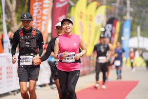 BIB: 40138, 45634
                            <button type="button" onclick="openModal(8318012)" class="btn btn-primary btn-sm float-right btn-popup" data-toggle="modal" data-target=".modal-high-quality">
                        <i class="fas fa-shopping-cart"></i> Add to Cart
                    </button>
                                            <button type="button" onclick="isThisMe(8318012, true)" class="btn btn-success btn-sm float-right btn-popup btn-isme hidden" data-toggle="tooltip" data-placement="bottom" title="นี่คือรูปของคุณใช่ไหม คลิกที่นี่เพื่อเอาเข้าอัลบั้ม">
                        <i class="fas fa-plus"></i> Add to album
                    </button>
                    <button type="button" onclick="isThisMe(8318012, false)" class="btn btn-warning btn-sm float-right btn-popup btn-isnotme hidden">
                        <i class="fas fa-ban"></i> Remove from album
                    </button>