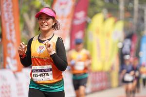 BIB: 42195, 45374
                            <button type="button" onclick="openModal(8322258)" class="btn btn-primary btn-sm float-right btn-popup" data-toggle="modal" data-target=".modal-high-quality">
                        <i class="fas fa-shopping-cart"></i> Add to Cart
                    </button>
                                            <button type="button" onclick="isThisMe(8322258, true)" class="btn btn-success btn-sm float-right btn-popup btn-isme hidden" data-toggle="tooltip" data-placement="bottom" title="นี่คือรูปของคุณใช่ไหม คลิกที่นี่เพื่อเอาเข้าอัลบั้ม">
                        <i class="fas fa-plus"></i> Add to album
                    </button>
                    <button type="button" onclick="isThisMe(8322258, false)" class="btn btn-warning btn-sm float-right btn-popup btn-isnotme hidden">
                        <i class="fas fa-ban"></i> Remove from album
                    </button>