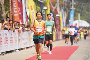 BIB: 42821
                            <button type="button" onclick="openModal(8337635)" class="btn btn-primary btn-sm float-right btn-popup" data-toggle="modal" data-target=".modal-high-quality">
                        <i class="fas fa-shopping-cart"></i> Add to Cart
                    </button>
                                            <button type="button" onclick="isThisMe(8337635, true)" class="btn btn-success btn-sm float-right btn-popup btn-isme hidden" data-toggle="tooltip" data-placement="bottom" title="นี่คือรูปของคุณใช่ไหม คลิกที่นี่เพื่อเอาเข้าอัลบั้ม">
                        <i class="fas fa-plus"></i> Add to album
                    </button>
                    <button type="button" onclick="isThisMe(8337635, false)" class="btn btn-warning btn-sm float-right btn-popup btn-isnotme hidden">
                        <i class="fas fa-ban"></i> Remove from album
                    </button>