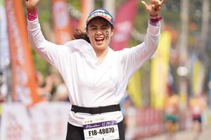 BIB: 42195, 48070
                            <button type="button" onclick="openModal(8321019)" class="btn btn-primary btn-sm float-right btn-popup" data-toggle="modal" data-target=".modal-high-quality">
                        <i class="fas fa-shopping-cart"></i> Add to Cart
                    </button>
                                            <button type="button" onclick="isThisMe(8321019, true)" class="btn btn-success btn-sm float-right btn-popup btn-isme hidden" data-toggle="tooltip" data-placement="bottom" title="นี่คือรูปของคุณใช่ไหม คลิกที่นี่เพื่อเอาเข้าอัลบั้ม">
                        <i class="fas fa-plus"></i> Add to album
                    </button>
                    <button type="button" onclick="isThisMe(8321019, false)" class="btn btn-warning btn-sm float-right btn-popup btn-isnotme hidden">
                        <i class="fas fa-ban"></i> Remove from album
                    </button>