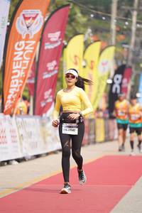 BIB: 40542
                            <button type="button" onclick="openModal(9866005)" class="btn btn-primary btn-sm float-right btn-popup" data-toggle="modal" data-target=".modal-high-quality">
                        <i class="fas fa-shopping-cart"></i> Add to Cart
                    </button>
                                            <button type="button" onclick="isThisMe(9866005, true)" class="btn btn-success btn-sm float-right btn-popup btn-isme hidden" data-toggle="tooltip" data-placement="bottom" title="นี่คือรูปของคุณใช่ไหม คลิกที่นี่เพื่อเอาเข้าอัลบั้ม">
                        <i class="fas fa-plus"></i> Add to album
                    </button>
                    <button type="button" onclick="isThisMe(9866005, false)" class="btn btn-warning btn-sm float-right btn-popup btn-isnotme hidden">
                        <i class="fas fa-ban"></i> Remove from album
                    </button>