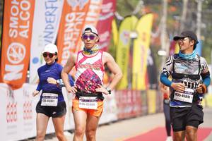 BIB: 45841, 45161, 45800
                            <button type="button" onclick="openModal(9867184)" class="btn btn-primary btn-sm float-right btn-popup" data-toggle="modal" data-target=".modal-high-quality">
                        <i class="fas fa-shopping-cart"></i> Add to Cart
                    </button>
                                            <button type="button" onclick="isThisMe(9867184, true)" class="btn btn-success btn-sm float-right btn-popup btn-isme hidden" data-toggle="tooltip" data-placement="bottom" title="นี่คือรูปของคุณใช่ไหม คลิกที่นี่เพื่อเอาเข้าอัลบั้ม">
                        <i class="fas fa-plus"></i> Add to album
                    </button>
                    <button type="button" onclick="isThisMe(9867184, false)" class="btn btn-warning btn-sm float-right btn-popup btn-isnotme hidden">
                        <i class="fas fa-ban"></i> Remove from album
                    </button>