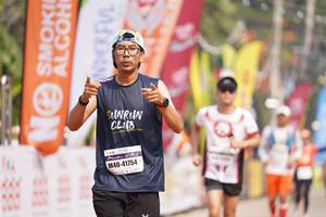 BIB: 41754
                            <button type="button" onclick="openModal(9866624)" class="btn btn-primary btn-sm float-right btn-popup" data-toggle="modal" data-target=".modal-high-quality">
                        <i class="fas fa-shopping-cart"></i> Add to Cart
                    </button>
                                            <button type="button" onclick="isThisMe(9866624, true)" class="btn btn-success btn-sm float-right btn-popup btn-isme hidden" data-toggle="tooltip" data-placement="bottom" title="นี่คือรูปของคุณใช่ไหม คลิกที่นี่เพื่อเอาเข้าอัลบั้ม">
                        <i class="fas fa-plus"></i> Add to album
                    </button>
                    <button type="button" onclick="isThisMe(9866624, false)" class="btn btn-warning btn-sm float-right btn-popup btn-isnotme hidden">
                        <i class="fas fa-ban"></i> Remove from album
                    </button>