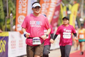 BIB: 43018
                            <button type="button" onclick="openModal(9866681)" class="btn btn-primary btn-sm float-right btn-popup" data-toggle="modal" data-target=".modal-high-quality">
                        <i class="fas fa-shopping-cart"></i> Add to Cart
                    </button>
                                            <button type="button" onclick="isThisMe(9866681, true)" class="btn btn-success btn-sm float-right btn-popup btn-isme hidden" data-toggle="tooltip" data-placement="bottom" title="นี่คือรูปของคุณใช่ไหม คลิกที่นี่เพื่อเอาเข้าอัลบั้ม">
                        <i class="fas fa-plus"></i> Add to album
                    </button>
                    <button type="button" onclick="isThisMe(9866681, false)" class="btn btn-warning btn-sm float-right btn-popup btn-isnotme hidden">
                        <i class="fas fa-ban"></i> Remove from album
                    </button>