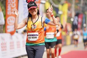 BIB: 195, 40348
                            <button type="button" onclick="openModal(9866457)" class="btn btn-primary btn-sm float-right btn-popup" data-toggle="modal" data-target=".modal-high-quality">
                        <i class="fas fa-shopping-cart"></i> Add to Cart
                    </button>
                                            <button type="button" onclick="isThisMe(9866457, true)" class="btn btn-success btn-sm float-right btn-popup btn-isme hidden" data-toggle="tooltip" data-placement="bottom" title="นี่คือรูปของคุณใช่ไหม คลิกที่นี่เพื่อเอาเข้าอัลบั้ม">
                        <i class="fas fa-plus"></i> Add to album
                    </button>
                    <button type="button" onclick="isThisMe(9866457, false)" class="btn btn-warning btn-sm float-right btn-popup btn-isnotme hidden">
                        <i class="fas fa-ban"></i> Remove from album
                    </button>