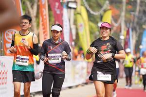 BIB: 40518, 40948, 45525
                            <button type="button" onclick="openModal(9866239)" class="btn btn-primary btn-sm float-right btn-popup" data-toggle="modal" data-target=".modal-high-quality">
                        <i class="fas fa-shopping-cart"></i> Add to Cart
                    </button>
                                            <button type="button" onclick="isThisMe(9866239, true)" class="btn btn-success btn-sm float-right btn-popup btn-isme hidden" data-toggle="tooltip" data-placement="bottom" title="นี่คือรูปของคุณใช่ไหม คลิกที่นี่เพื่อเอาเข้าอัลบั้ม">
                        <i class="fas fa-plus"></i> Add to album
                    </button>
                    <button type="button" onclick="isThisMe(9866239, false)" class="btn btn-warning btn-sm float-right btn-popup btn-isnotme hidden">
                        <i class="fas fa-ban"></i> Remove from album
                    </button>