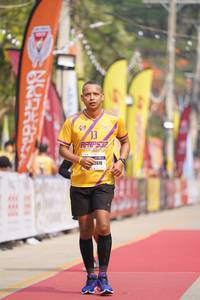 BIB: 2470
                            <button type="button" onclick="openModal(9866147)" class="btn btn-primary btn-sm float-right btn-popup" data-toggle="modal" data-target=".modal-high-quality">
                        <i class="fas fa-shopping-cart"></i> Add to Cart
                    </button>
                                            <button type="button" onclick="isThisMe(9866147, true)" class="btn btn-success btn-sm float-right btn-popup btn-isme hidden" data-toggle="tooltip" data-placement="bottom" title="นี่คือรูปของคุณใช่ไหม คลิกที่นี่เพื่อเอาเข้าอัลบั้ม">
                        <i class="fas fa-plus"></i> Add to album
                    </button>
                    <button type="button" onclick="isThisMe(9866147, false)" class="btn btn-warning btn-sm float-right btn-popup btn-isnotme hidden">
                        <i class="fas fa-ban"></i> Remove from album
                    </button>