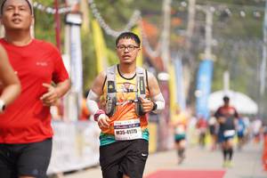 BIB: 41775
                            <button type="button" onclick="openModal(9868017)" class="btn btn-primary btn-sm float-right btn-popup" data-toggle="modal" data-target=".modal-high-quality">
                        <i class="fas fa-shopping-cart"></i> Add to Cart
                    </button>
                                            <button type="button" onclick="isThisMe(9868017, true)" class="btn btn-success btn-sm float-right btn-popup btn-isme hidden" data-toggle="tooltip" data-placement="bottom" title="นี่คือรูปของคุณใช่ไหม คลิกที่นี่เพื่อเอาเข้าอัลบั้ม">
                        <i class="fas fa-plus"></i> Add to album
                    </button>
                    <button type="button" onclick="isThisMe(9868017, false)" class="btn btn-warning btn-sm float-right btn-popup btn-isnotme hidden">
                        <i class="fas fa-ban"></i> Remove from album
                    </button>