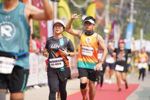 BIB: 40018
                            <button type="button" onclick="openModal(9866203)" class="btn btn-primary btn-sm float-right btn-popup" data-toggle="modal" data-target=".modal-high-quality">
                        <i class="fas fa-shopping-cart"></i> Add to Cart
                    </button>
                                            <button type="button" onclick="isThisMe(9866203, true)" class="btn btn-success btn-sm float-right btn-popup btn-isme hidden" data-toggle="tooltip" data-placement="bottom" title="นี่คือรูปของคุณใช่ไหม คลิกที่นี่เพื่อเอาเข้าอัลบั้ม">
                        <i class="fas fa-plus"></i> Add to album
                    </button>
                    <button type="button" onclick="isThisMe(9866203, false)" class="btn btn-warning btn-sm float-right btn-popup btn-isnotme hidden">
                        <i class="fas fa-ban"></i> Remove from album
                    </button>