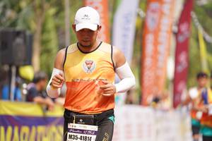 BIB: 421952, 41814
                            <button type="button" onclick="openModal(9867321)" class="btn btn-primary btn-sm float-right btn-popup" data-toggle="modal" data-target=".modal-high-quality">
                        <i class="fas fa-shopping-cart"></i> Add to Cart
                    </button>
                                            <button type="button" onclick="isThisMe(9867321, true)" class="btn btn-success btn-sm float-right btn-popup btn-isme hidden" data-toggle="tooltip" data-placement="bottom" title="นี่คือรูปของคุณใช่ไหม คลิกที่นี่เพื่อเอาเข้าอัลบั้ม">
                        <i class="fas fa-plus"></i> Add to album
                    </button>
                    <button type="button" onclick="isThisMe(9867321, false)" class="btn btn-warning btn-sm float-right btn-popup btn-isnotme hidden">
                        <i class="fas fa-ban"></i> Remove from album
                    </button>