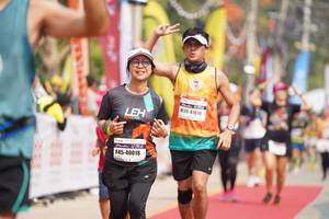 BIB: 418, 40018
                            <button type="button" onclick="openModal(9866204)" class="btn btn-primary btn-sm float-right btn-popup" data-toggle="modal" data-target=".modal-high-quality">
                        <i class="fas fa-shopping-cart"></i> Add to Cart
                    </button>
                                            <button type="button" onclick="isThisMe(9866204, true)" class="btn btn-success btn-sm float-right btn-popup btn-isme hidden" data-toggle="tooltip" data-placement="bottom" title="นี่คือรูปของคุณใช่ไหม คลิกที่นี่เพื่อเอาเข้าอัลบั้ม">
                        <i class="fas fa-plus"></i> Add to album
                    </button>
                    <button type="button" onclick="isThisMe(9866204, false)" class="btn btn-warning btn-sm float-right btn-popup btn-isnotme hidden">
                        <i class="fas fa-ban"></i> Remove from album
                    </button>