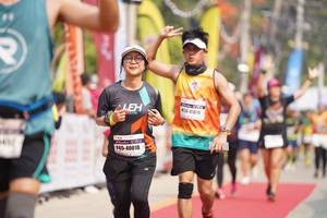 BIB: 418, 40018
                            <button type="button" onclick="openModal(9866207)" class="btn btn-primary btn-sm float-right btn-popup" data-toggle="modal" data-target=".modal-high-quality">
                        <i class="fas fa-shopping-cart"></i> Add to Cart
                    </button>
                                            <button type="button" onclick="isThisMe(9866207, true)" class="btn btn-success btn-sm float-right btn-popup btn-isme hidden" data-toggle="tooltip" data-placement="bottom" title="นี่คือรูปของคุณใช่ไหม คลิกที่นี่เพื่อเอาเข้าอัลบั้ม">
                        <i class="fas fa-plus"></i> Add to album
                    </button>
                    <button type="button" onclick="isThisMe(9866207, false)" class="btn btn-warning btn-sm float-right btn-popup btn-isnotme hidden">
                        <i class="fas fa-ban"></i> Remove from album
                    </button>