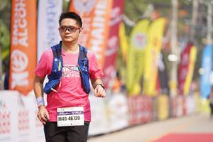 BIB: 46720
                            <button type="button" onclick="openModal(9866575)" class="btn btn-primary btn-sm float-right btn-popup" data-toggle="modal" data-target=".modal-high-quality">
                        <i class="fas fa-shopping-cart"></i> Add to Cart
                    </button>
                                            <button type="button" onclick="isThisMe(9866575, true)" class="btn btn-success btn-sm float-right btn-popup btn-isme hidden" data-toggle="tooltip" data-placement="bottom" title="นี่คือรูปของคุณใช่ไหม คลิกที่นี่เพื่อเอาเข้าอัลบั้ม">
                        <i class="fas fa-plus"></i> Add to album
                    </button>
                    <button type="button" onclick="isThisMe(9866575, false)" class="btn btn-warning btn-sm float-right btn-popup btn-isnotme hidden">
                        <i class="fas fa-ban"></i> Remove from album
                    </button>