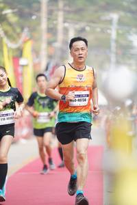 BIB: 11788, 10888
                            <button type="button" onclick="openModal(7465692)" class="btn btn-primary btn-sm float-right btn-popup" data-toggle="modal" data-target=".modal-high-quality">
                        <i class="fas fa-shopping-cart"></i> Add to Cart
                    </button>
                                            <button type="button" onclick="isThisMe(7465692, true)" class="btn btn-success btn-sm float-right btn-popup btn-isme hidden" data-toggle="tooltip" data-placement="bottom" title="นี่คือรูปของคุณใช่ไหม คลิกที่นี่เพื่อเอาเข้าอัลบั้ม">
                        <i class="fas fa-plus"></i> Add to album
                    </button>
                    <button type="button" onclick="isThisMe(7465692, false)" class="btn btn-warning btn-sm float-right btn-popup btn-isnotme hidden">
                        <i class="fas fa-ban"></i> Remove from album
                    </button>