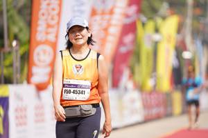 BIB: 421952, 45341, 1982
                            <button type="button" onclick="openModal(9867210)" class="btn btn-primary btn-sm float-right btn-popup" data-toggle="modal" data-target=".modal-high-quality">
                        <i class="fas fa-shopping-cart"></i> Add to Cart
                    </button>
                                            <button type="button" onclick="isThisMe(9867210, true)" class="btn btn-success btn-sm float-right btn-popup btn-isme hidden" data-toggle="tooltip" data-placement="bottom" title="นี่คือรูปของคุณใช่ไหม คลิกที่นี่เพื่อเอาเข้าอัลบั้ม">
                        <i class="fas fa-plus"></i> Add to album
                    </button>
                    <button type="button" onclick="isThisMe(9867210, false)" class="btn btn-warning btn-sm float-right btn-popup btn-isnotme hidden">
                        <i class="fas fa-ban"></i> Remove from album
                    </button>