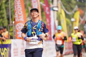 BIB: 118
                            <button type="button" onclick="openModal(9866258)" class="btn btn-primary btn-sm float-right btn-popup" data-toggle="modal" data-target=".modal-high-quality">
                        <i class="fas fa-shopping-cart"></i> Add to Cart
                    </button>
                                            <button type="button" onclick="isThisMe(9866258, true)" class="btn btn-success btn-sm float-right btn-popup btn-isme hidden" data-toggle="tooltip" data-placement="bottom" title="นี่คือรูปของคุณใช่ไหม คลิกที่นี่เพื่อเอาเข้าอัลบั้ม">
                        <i class="fas fa-plus"></i> Add to album
                    </button>
                    <button type="button" onclick="isThisMe(9866258, false)" class="btn btn-warning btn-sm float-right btn-popup btn-isnotme hidden">
                        <i class="fas fa-ban"></i> Remove from album
                    </button>