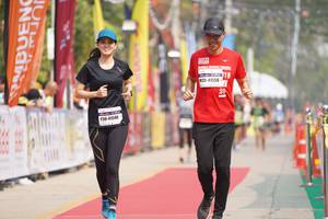 BIB: 41558, 41540, 301
                            <button type="button" onclick="openModal(9867256)" class="btn btn-primary btn-sm float-right btn-popup" data-toggle="modal" data-target=".modal-high-quality">
                        <i class="fas fa-shopping-cart"></i> Add to Cart
                    </button>
                                            <button type="button" onclick="isThisMe(9867256, true)" class="btn btn-success btn-sm float-right btn-popup btn-isme hidden" data-toggle="tooltip" data-placement="bottom" title="นี่คือรูปของคุณใช่ไหม คลิกที่นี่เพื่อเอาเข้าอัลบั้ม">
                        <i class="fas fa-plus"></i> Add to album
                    </button>
                    <button type="button" onclick="isThisMe(9867256, false)" class="btn btn-warning btn-sm float-right btn-popup btn-isnotme hidden">
                        <i class="fas fa-ban"></i> Remove from album
                    </button>