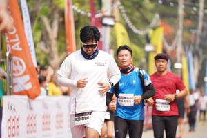 BIB: 42876, 42696
                            <button type="button" onclick="openModal(9868055)" class="btn btn-primary btn-sm float-right btn-popup" data-toggle="modal" data-target=".modal-high-quality">
                        <i class="fas fa-shopping-cart"></i> Add to Cart
                    </button>
                                            <button type="button" onclick="isThisMe(9868055, true)" class="btn btn-success btn-sm float-right btn-popup btn-isme hidden" data-toggle="tooltip" data-placement="bottom" title="นี่คือรูปของคุณใช่ไหม คลิกที่นี่เพื่อเอาเข้าอัลบั้ม">
                        <i class="fas fa-plus"></i> Add to album
                    </button>
                    <button type="button" onclick="isThisMe(9868055, false)" class="btn btn-warning btn-sm float-right btn-popup btn-isnotme hidden">
                        <i class="fas fa-ban"></i> Remove from album
                    </button>